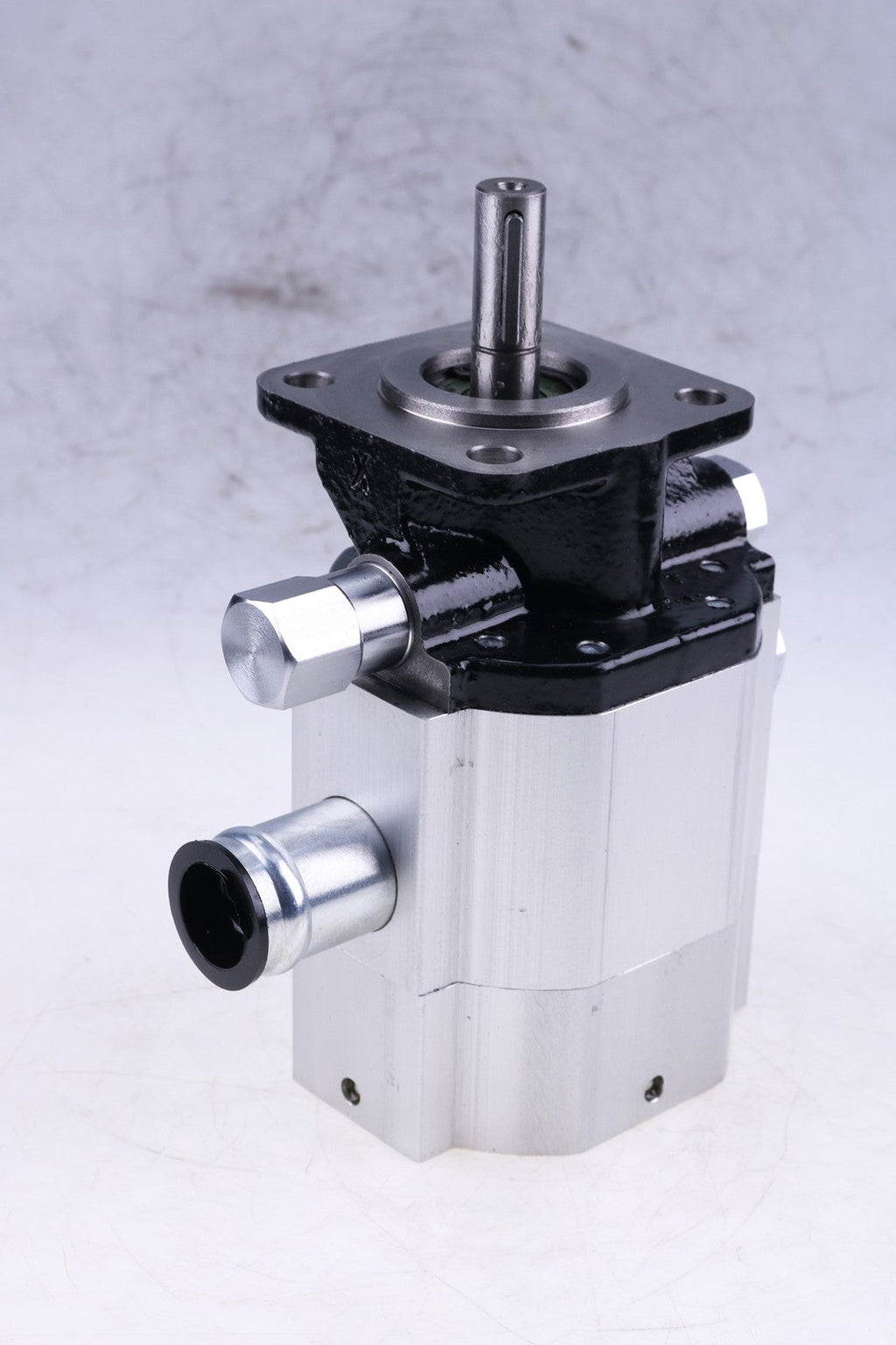 Dirty Hand Tools 107133 2-Stage Pump 14 GPM CBNA-13/1.8L