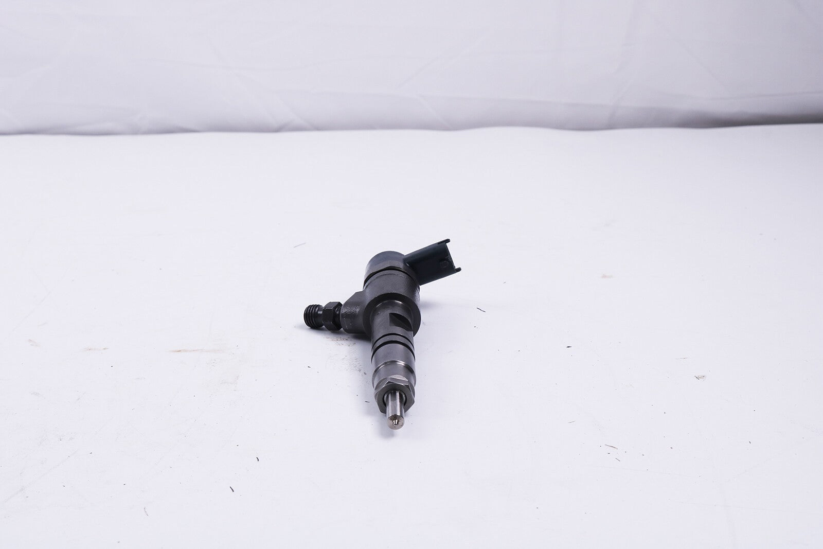 4X New Kubota Fuel Injector 0445110777 1J801-53052 for KX040 L4701 V2403