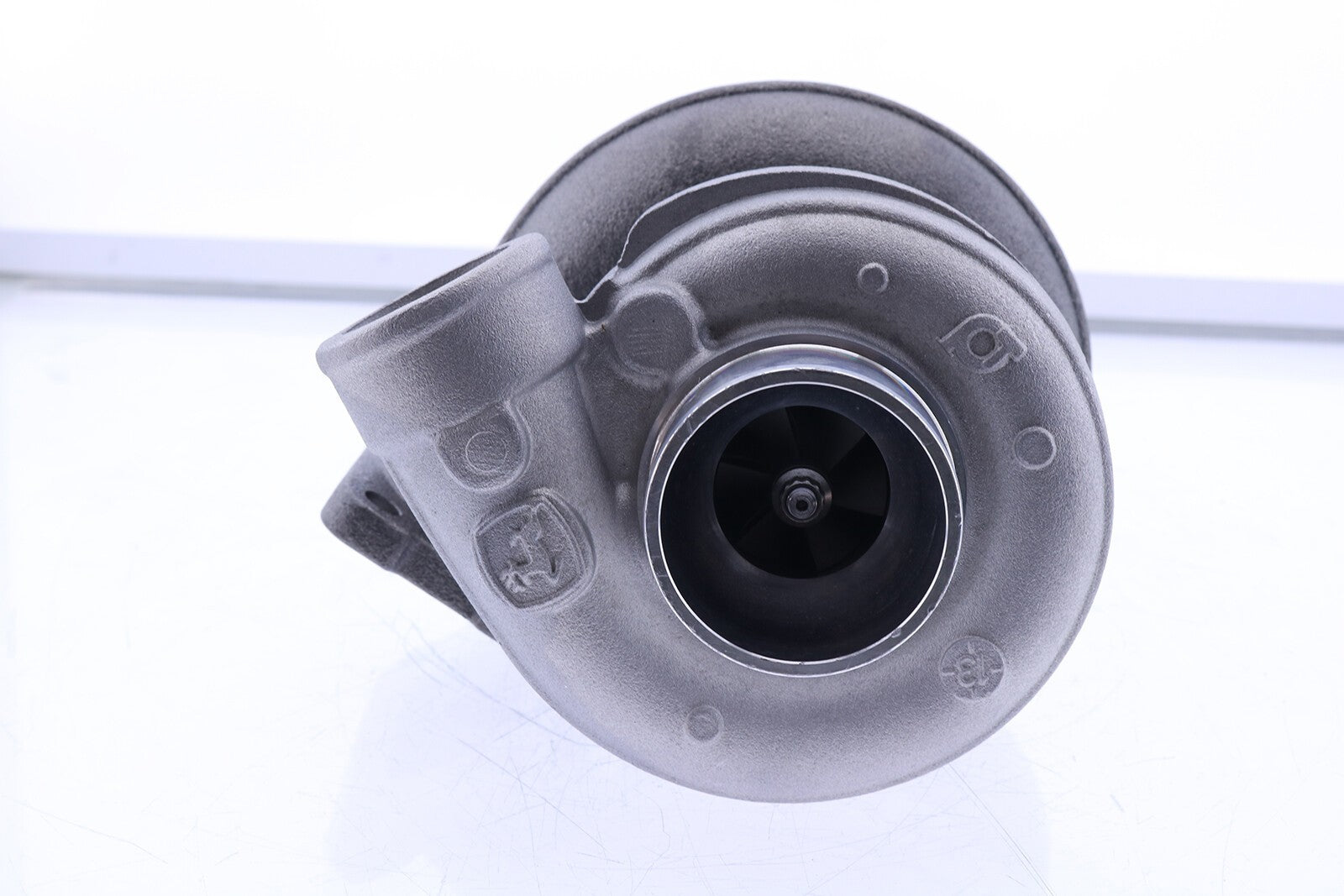 New Turbo RE70036 for John Deere 5303 4520 4720 250 260 Tractors