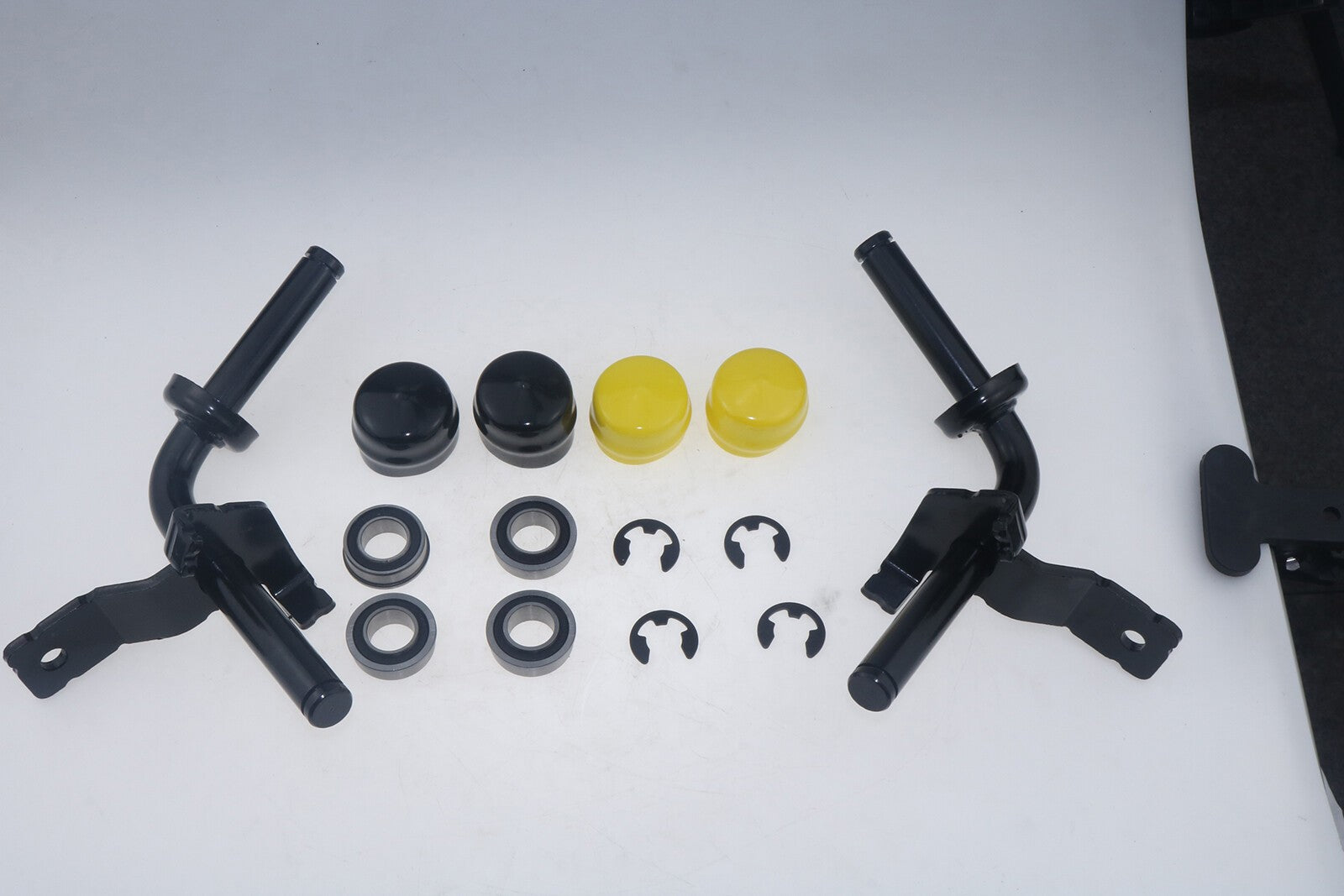 Steering Spindle Kit GY22251BLE for John Deere LA100 LA105 LA115 LA120 Tractors