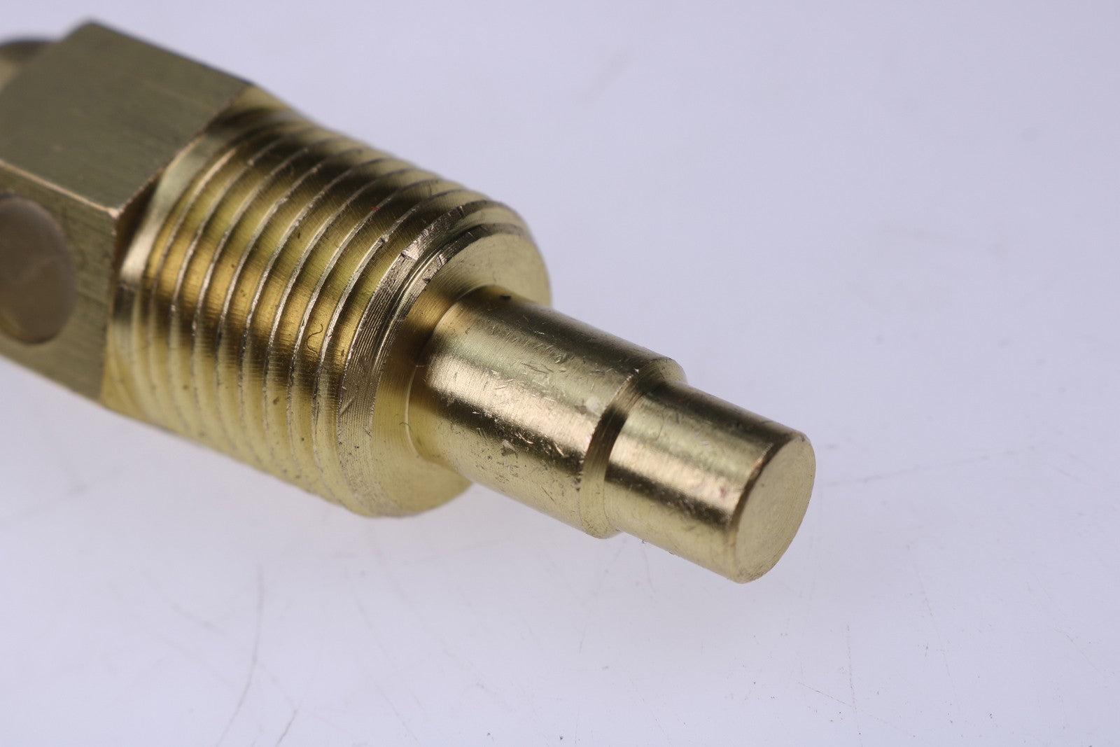 New Water Temperature Sensor 622-817 1/2NPT 103℃ Alarm Switch for FG Wilson