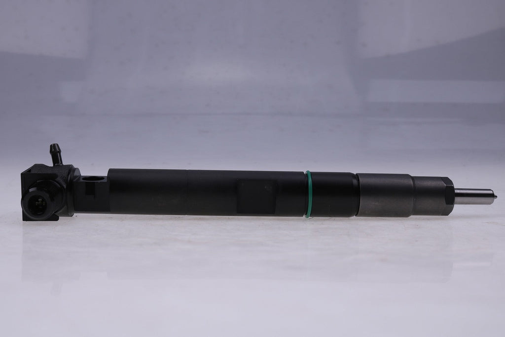 New 7261663 Fuel Injector for Bobcat T740 T750 T770 T870 Doosan D34 Loader