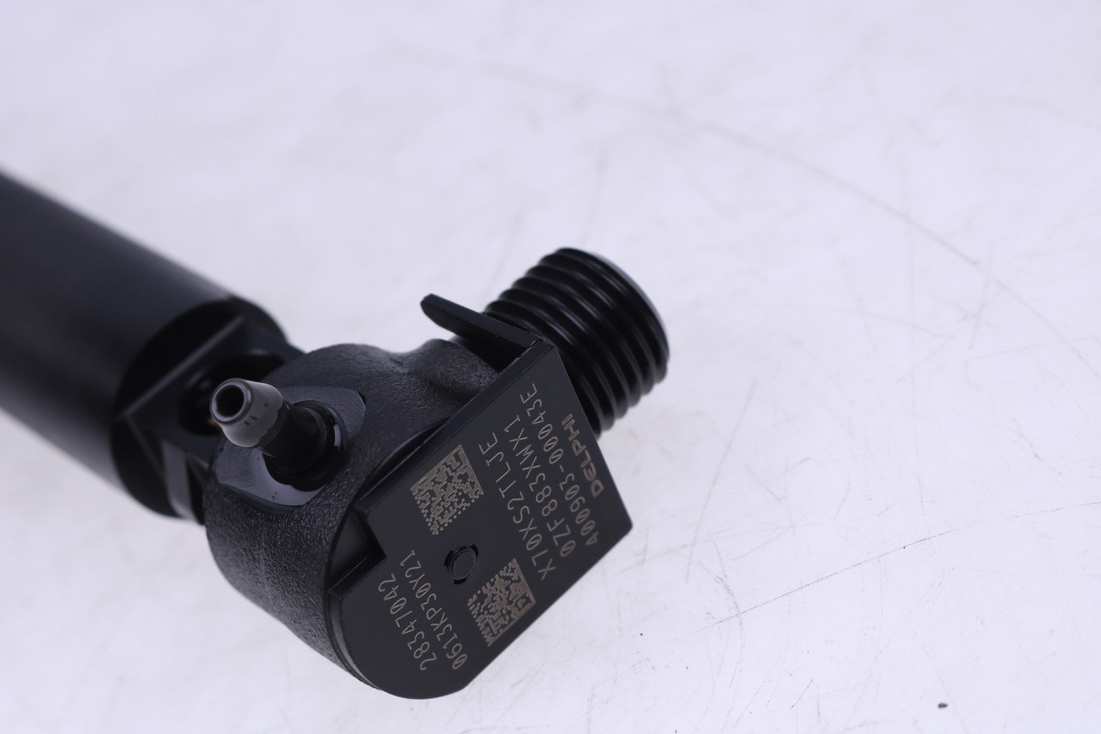 New 7261663 Fuel Injector for Bobcat T740 T750 T770 T870 Doosan D34 Loader
