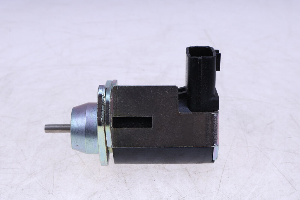 Yanmar B30 VIO20 12V Solenoid Valve 119233-77951 77952 119285-77951