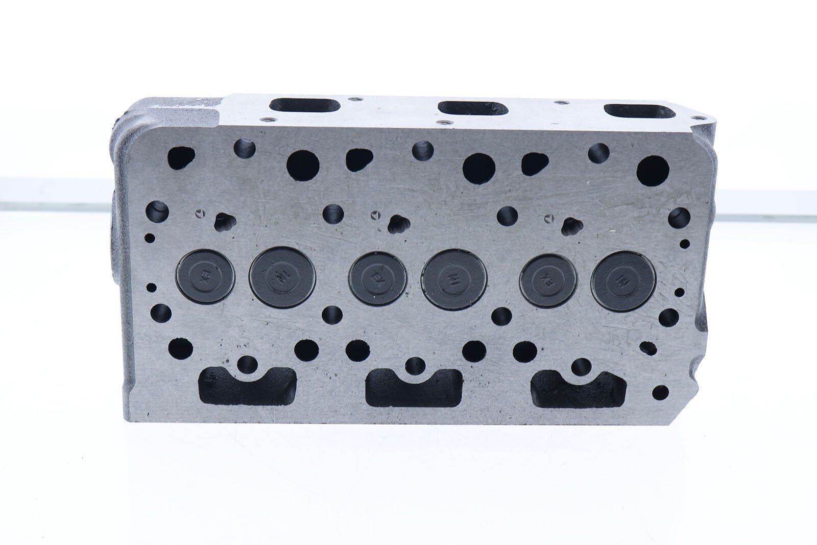 Kubota D722 Cylinder Head for ZD18 B7300HSD B7400HSD G1900 Tractors
