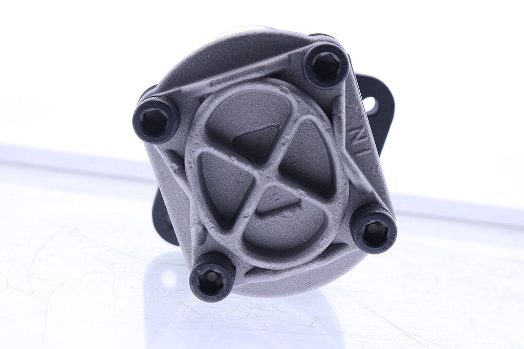 F0NN600AA Hydraulic Pump for New Holland TS100 TS110 5640 6640 7740 7840 8240
