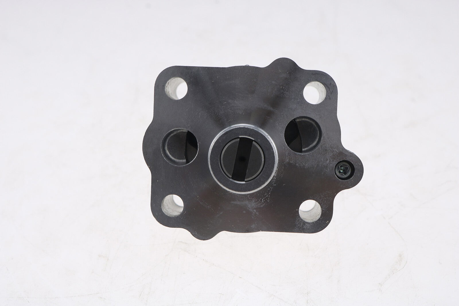 Kubota D750 D850 D950 V1100 V1200 Oil Pump 15261-35010 Replacement New