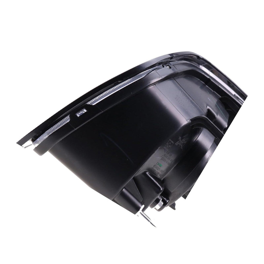 Kubota 3C081-75713 RH Headlight for M108S M7040 M8540 M5040 M9540 Series