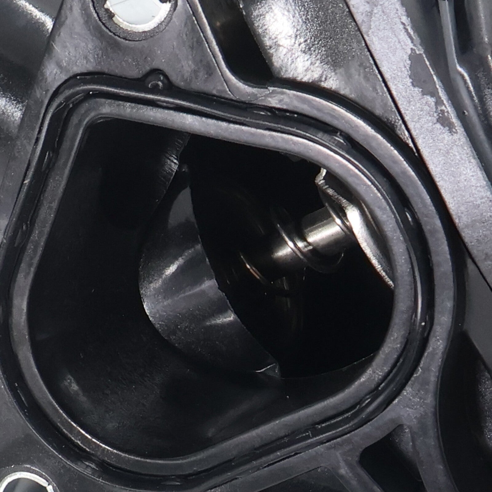 Engine Coolant Thermostat Housing for Honda CR-V Civic Accord Acura RSX