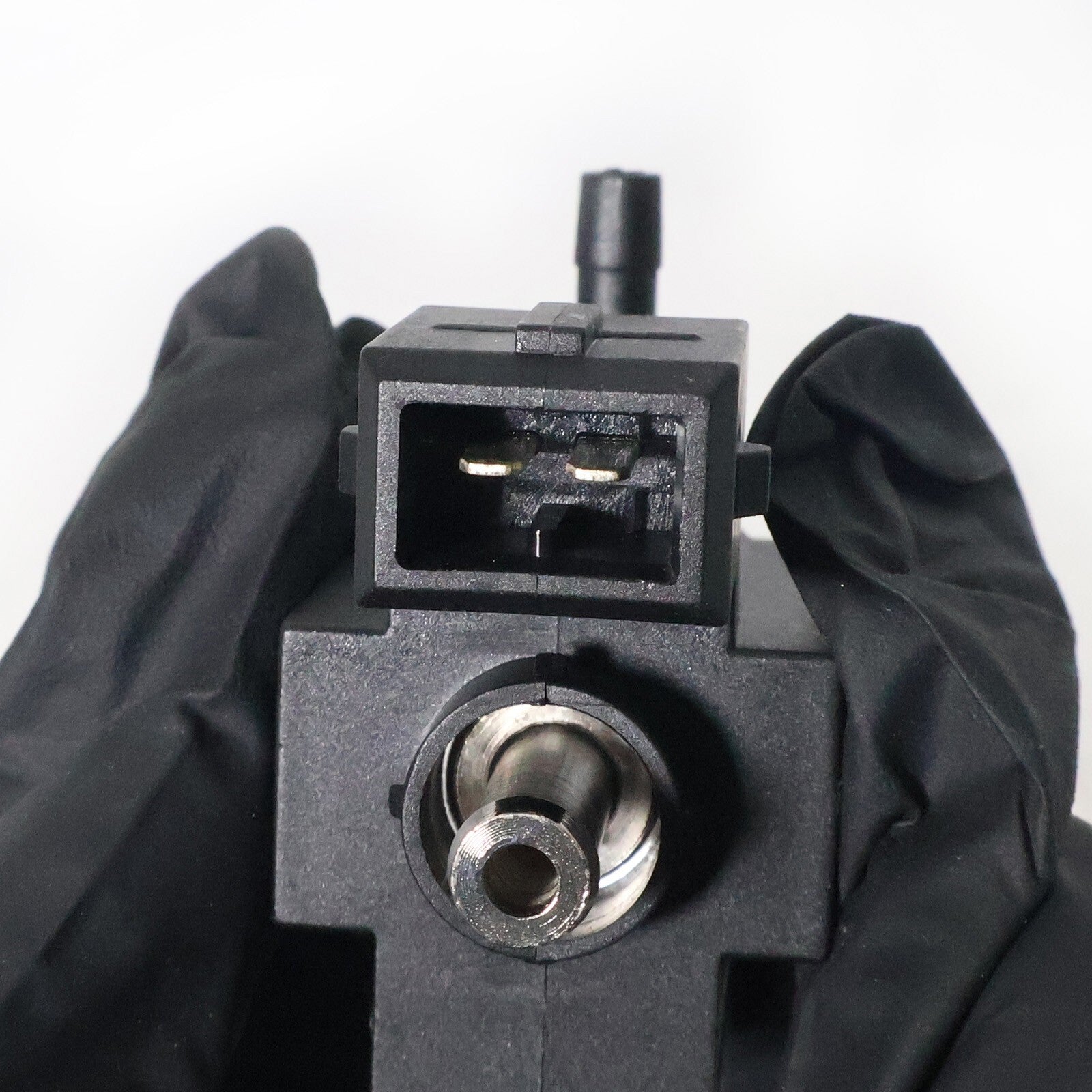 Turbo Control Solenoid Valve for Ford Fiesta Escape Fusion 1.6L CJ5Z-9K378-B