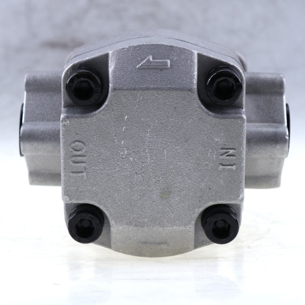 Power Steering Pump SBA340450490 SBA340450491 for CASE D25 D29 DX25 DX29 DX33