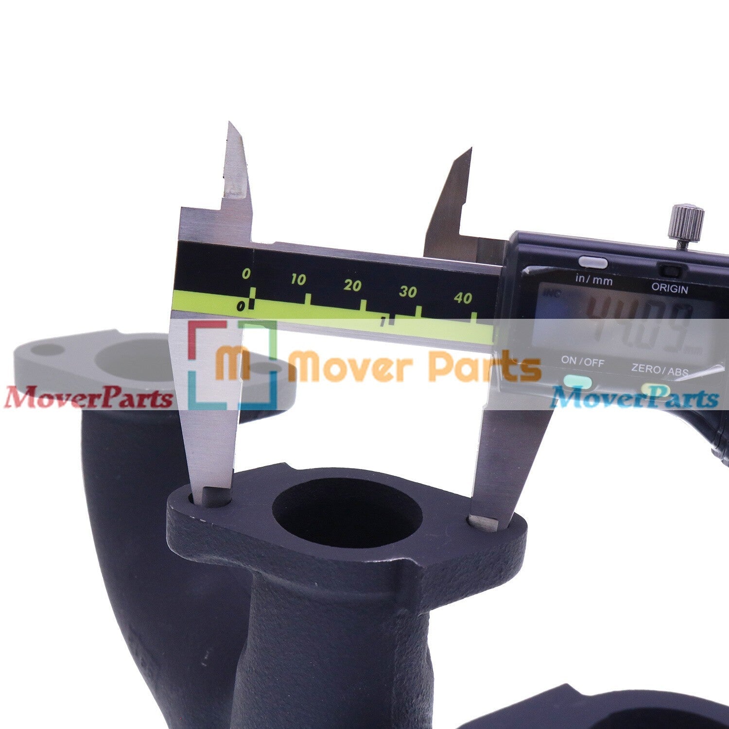 Exhaust Manifold 17213-12310 17213-12312 For Kubota D905 D1005 D1105 D1305