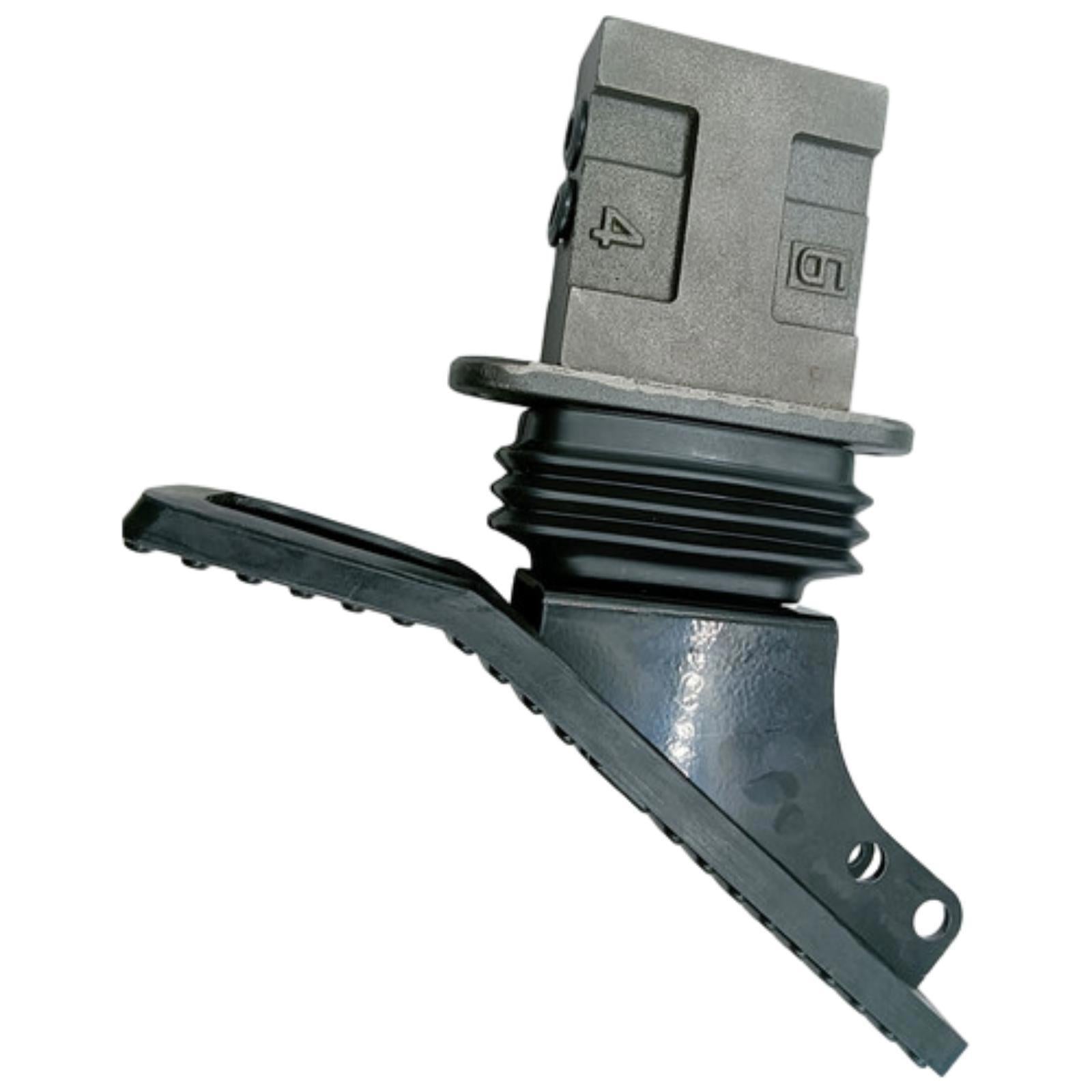 Hydraulic Foot Pedal Valve 206-3336 For Caterpillar C3.3B 305.5E 307C 308E  312D