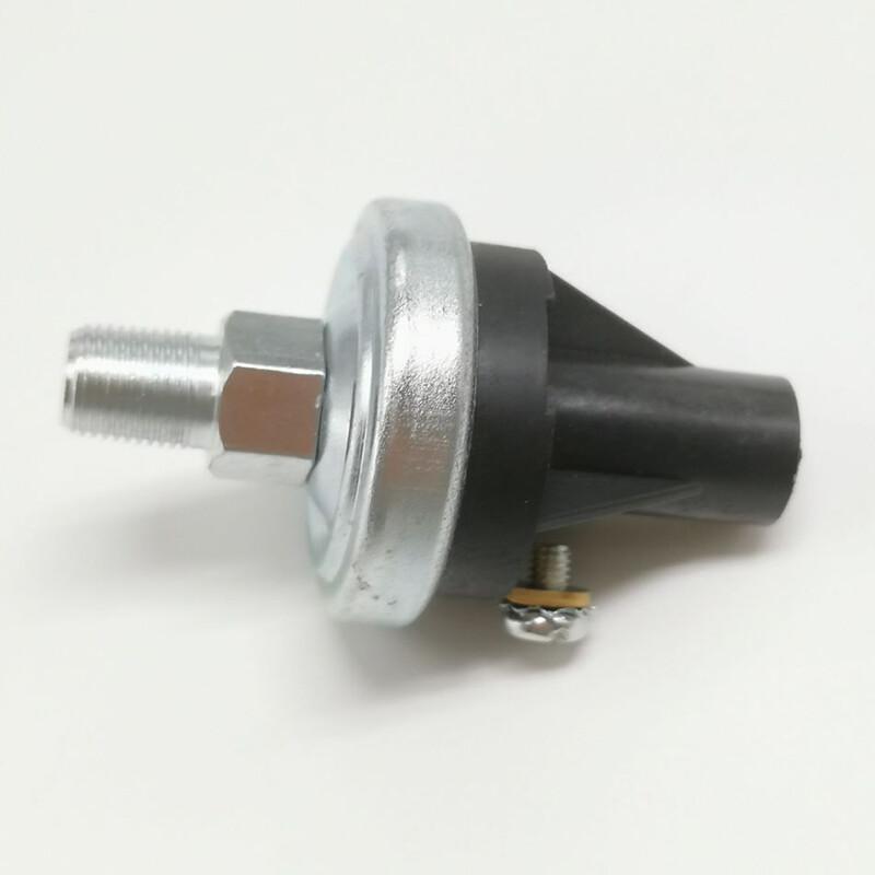 Oil Pressure Switch 6671062 for Bobcat 741 742 743 753 843 1213 1600 2000 7753