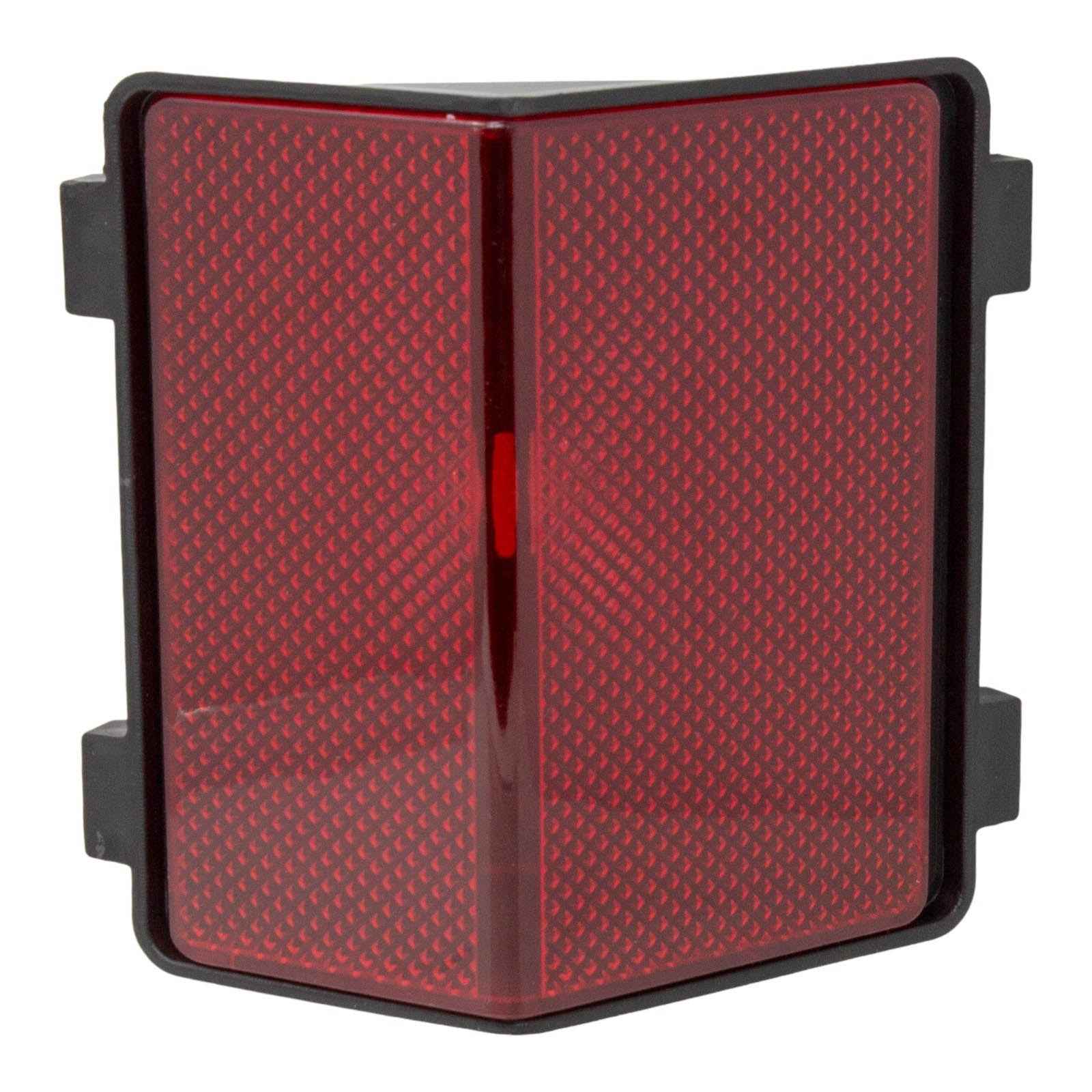 6703797, Red Tail Light Assembly